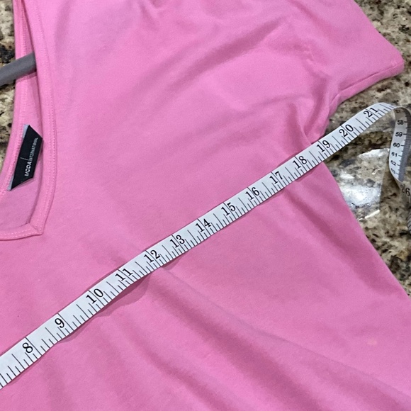 Moda Intl Very Pretty Pink Top with Low V Neck & Tied on One Side Sz S (or S/M) - Picture 4 of 6